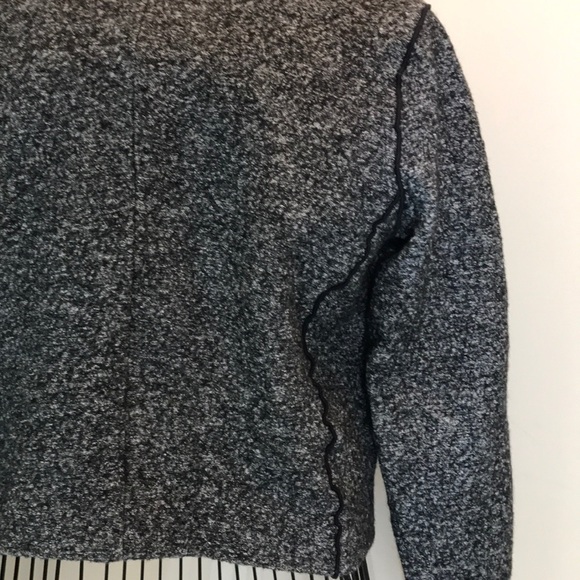 Ann Taylor Loft Gray 2-Snap Button Blazer Size 8 - Picture 6 of 8